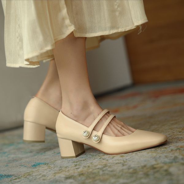 dress shoes spring and autumn 2021 thick-heeled retro small leather single female square head mary jane x270, Black
dress shoes spring and autumn 2021 thick-heeled retro small leather single female square head mary jane x270, Black