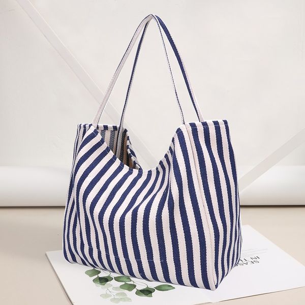 корейский холст большого мешок женская темно-полоса сшивания корейского одно плечо большой емкость моды случайной сумки
корейский холст большого мешок женская темно-полоса сшивания корейского одно плечо большой емкость моды случайной сумки