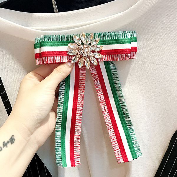 handmade цветочный кристалл rhinestone полосатой рубашки штыри шеи bow tie bow knot одежда аксессуары мода ювелирные изделия, Blue;purple
handmade цветочный кристалл rhinestone полосатой рубашки штыри шеи bow tie bow knot одежда аксессуары мода ювелирные изделия, Blue;purple