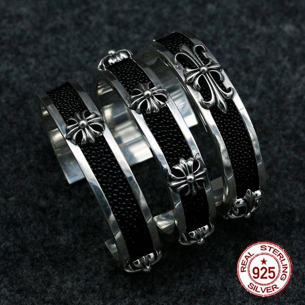 s925 sterling silver men's bangles bracelet personality domineering fashion punk style hip-hop cross-shaped gift to send lover 2019, Black 
s925 sterling silver men's bangles bracelet personality domineering fashion punk style hip-hop cross-shaped gift to send lover 2019, Black