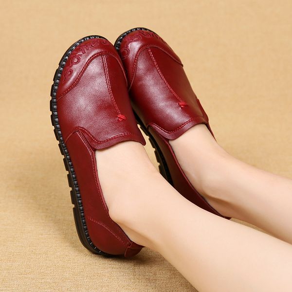 women flat shoes 2020 spring/autumn leather wedges casual black shoes woman non slip soft footwear mother ing
women flat shoes 2020 spring/autumn leather wedges casual black shoes woman non slip soft footwear mother ing
