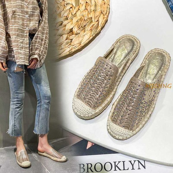 2020 summer new women's slippers net gauze low flat ladies slippers hollow out diamond comfortable fisherman shoes big size, Black
2020 summer new women's slippers net gauze low flat ladies slippers hollow out diamond comfortable fisherman shoes big size, Black
