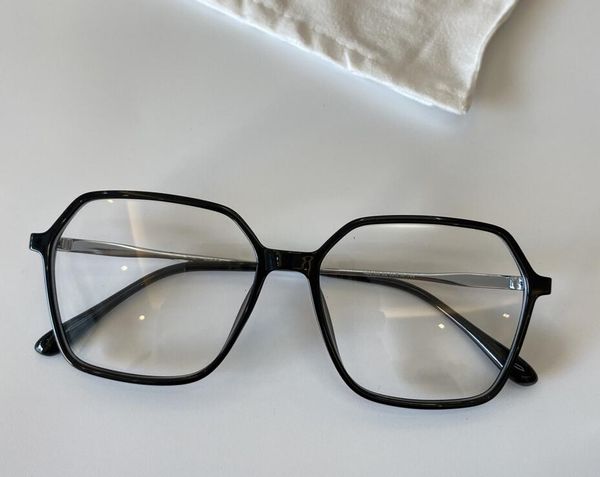 new eyeglasses frame prescription eyeglasses 8017 frameless spring legs business simple men's optical glasses fashion style, Silver
new eyeglasses frame prescription eyeglasses 8017 frameless spring legs business simple men's optical glasses fashion style, Silver