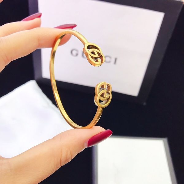 european and american fashion new popular selling letter pearl open designer bracelet with box 30, Golden;silver
european and american fashion new popular selling letter pearl open designer bracelet with box 30, Golden;silver