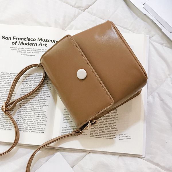fashionable ladies shoulder bag pu leather simple small square bag 2020 new korean version of diagonal female
fashionable ladies shoulder bag pu leather simple small square bag 2020 new korean version of diagonal female