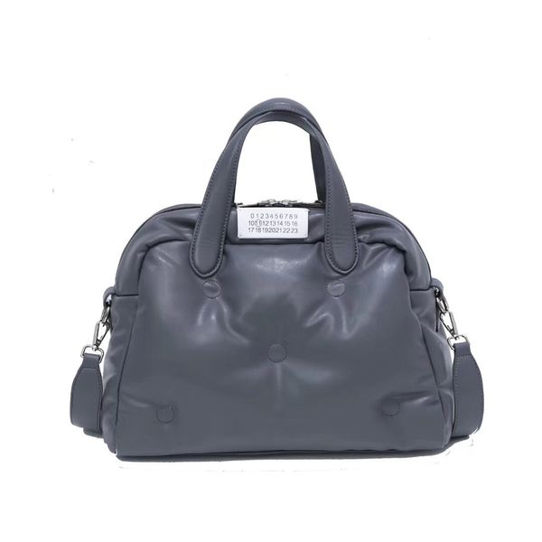 new fashion ins designer clouds bubble crossbody shoulder bags pleated hobo shell handbags for women ladies
new fashion ins designer clouds bubble crossbody shoulder bags pleated hobo shell handbags for women ladies