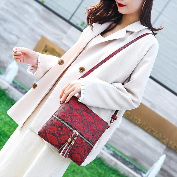 handbags fashion serpentine messenger bag women leather classic shopping shoulder handbag leisure daily shopping
handbags fashion serpentine messenger bag women leather classic shopping shoulder handbag leisure daily shopping