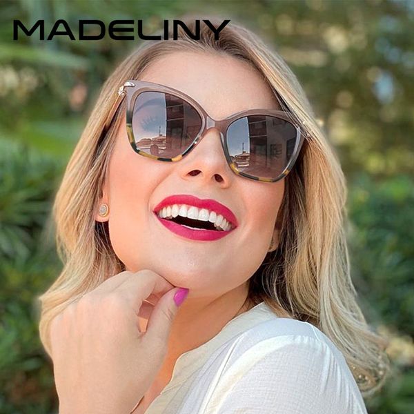 madeliny 2020 fashion cat eye sunglasses women classic brand designer square sun glasses vintage oversized goggles uv400 ma593, White;black
madeliny 2020 fashion cat eye sunglasses women classic brand designer square sun glasses vintage oversized goggles uv400 ma593, White;black