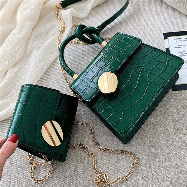 2020 fashion new tote bag quality leather womens designer handbag crocodile pattern shoulder messenger bag bolsos mujer 
2020 fashion new tote bag quality leather womens designer handbag crocodile pattern shoulder messenger bag bolsos mujer