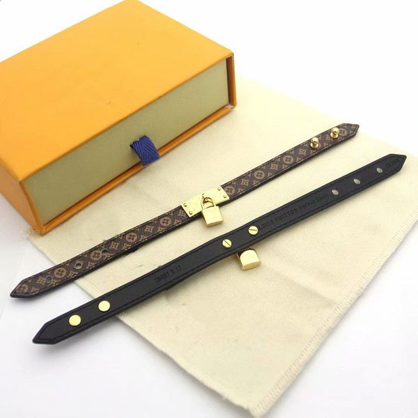 fashion brand named lady print flower/plaid design leather bracelets bangle with 18k gold engrave v letter four leaf flower lock pendant, Black
fashion brand named lady print flower/plaid design leather bracelets bangle with 18k gold engrave v letter four leaf flower lock pendant, Black