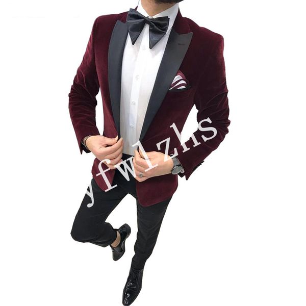 новые вельвет groomsmen пик нагрудные свадебные groom tuxedos мужские костюмы венчания / prom / ужин best man blazer (куртка + tie + брюки, Black;gray
новые вельвет groomsmen пик нагрудные свадебные groom tuxedos мужские костюмы венчания / prom / ужин best man blazer (куртка + tie + брюки, Black;gray