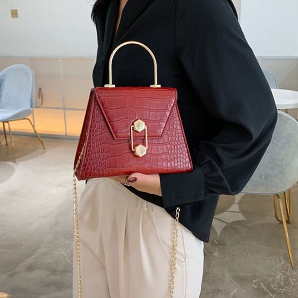 камень pattern кожа pu crossbody сумки для женщин с aureate цепи металла ручки леди плечо сумка сумки кошелек
камень pattern кожа pu crossbody сумки для женщин с aureate цепи металла ручки леди плечо сумка сумки кошелек