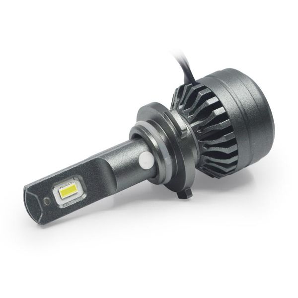 1set*factory h7 23w 12v v70 led headlight bulbs waterproof car lights led headlamp truck spotlight
1set*factory h7 23w 12v v70 led headlight bulbs waterproof car lights led headlamp truck spotlight