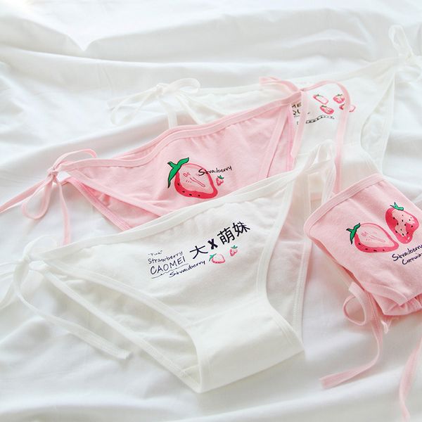 women's panties strawberry frenulum cute girl underwear lingerie women fashion cartoon cotton thong seamless low-waisted briefs, Black;pink 
women's panties strawberry frenulum cute girl underwear lingerie women fashion cartoon cotton thong seamless low-waisted briefs, Black;pink