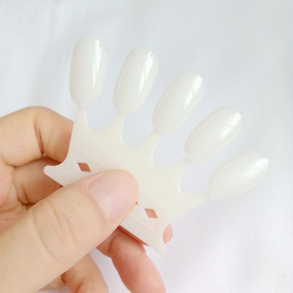50pcs acrylic crown shape artificial nails display diy salon nail art palette for practice clear tips, Red;gold
50pcs acrylic crown shape artificial nails display diy salon nail art palette for practice clear tips, Red;gold