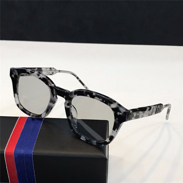 popular designer selling sunglasses retro trend street culture glasses for men women simple casual eyewear clear lens uv400 protection, White;black
popular designer selling sunglasses retro trend street culture glasses for men women simple casual eyewear clear lens uv400 protection, White;black