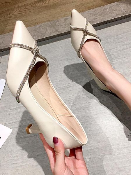 dress shoes women's high heels 2021 autumn flash drill pointed fine heel professional, Black
dress shoes women's high heels 2021 autumn flash drill pointed fine heel professional, Black