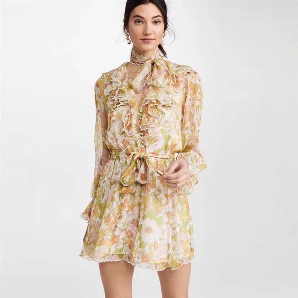 2020 spring new arrive yellow floral print jumpsuits beach holiday women playsuits, Black;white
2020 spring new arrive yellow floral print jumpsuits beach holiday women playsuits, Black;white
