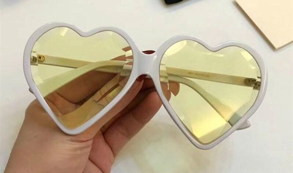 luxury 0360 sunglasses for women popular heart frame fashion model uv protection lens summer style come with case, White;black
luxury 0360 sunglasses for women popular heart frame fashion model uv protection lens summer style come with case, White;black