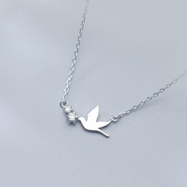 s925 sterling silver color korean fashion cute pigeon pendant necklace for women lady daughter jewelry gift
s925 sterling silver color korean fashion cute pigeon pendant necklace for women lady daughter jewelry gift