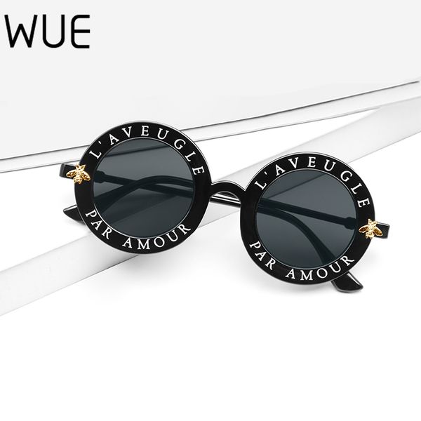 retro glasses circle classic bee letter sunglasses fashion round retro sunglasses ladies men's sunshade glasses, White;black
retro glasses circle classic bee letter sunglasses fashion round retro sunglasses ladies men's sunshade glasses, White;black