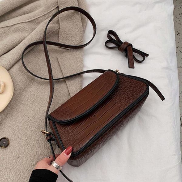 vintage fashion female tote bag 2020 new quality pu leather women's designer handbag crocodile pattern shoulder messenger bag
vintage fashion female tote bag 2020 new quality pu leather women's designer handbag crocodile pattern shoulder messenger bag