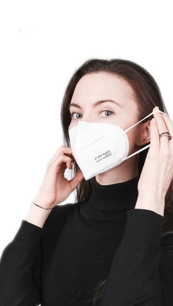 Free shipping KN95 respirator one-time dust-proof, anti-fog and anti-odor mask, five-layer breathable and independent 3D protective mask
Free shipping KN95 respirator one-time dust-proof, anti-fog and anti-odor mask, five-layer breathable and independent 3D protective mask