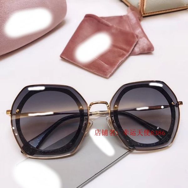 l0535 2020 luxury runway sunglasses women brand designer sun glasses for women glasses, White;black
l0535 2020 luxury runway sunglasses women brand designer sun glasses for women glasses, White;black