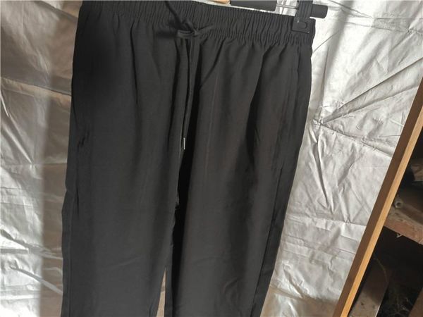 joggers sports men's sports pants summer thin section personality hip hop trend loose beam feet nine pants students couples trend pants, Black
joggers sports men's sports pants summer thin section personality hip hop trend loose beam feet nine pants students couples trend pants, Black