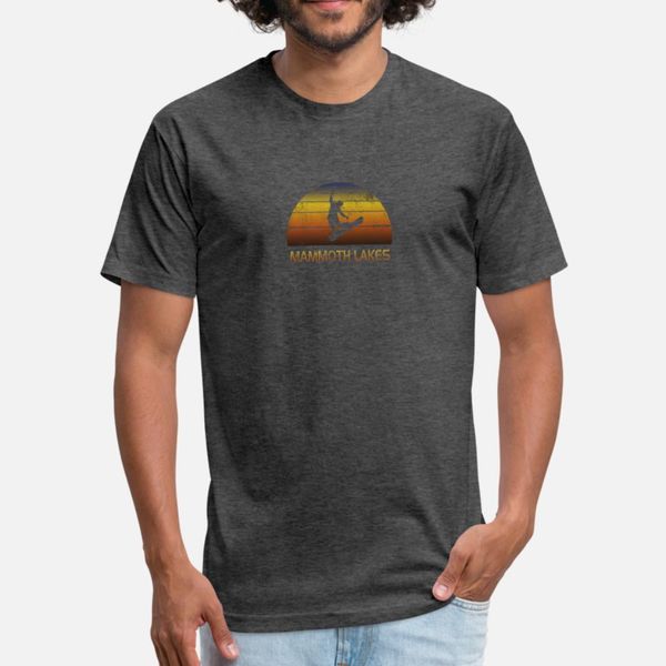 урожай ретро mammoth lakes калифорнии сноуборд t shirt мужчины фитнес tee shirt s-3xl standard фитнес summer casual style trend
урожай ретро mammoth lakes калифорнии сноуборд t shirt мужчины фитнес tee shirt s-3xl standard фитнес summer casual style trend