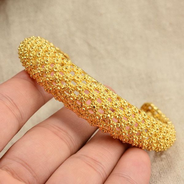 fashion new starry african ethiopia gold color bangles for women party ornament luxury gifts for friends dubai bangle jewelry, Black
fashion new starry african ethiopia gold color bangles for women party ornament luxury gifts for friends dubai bangle jewelry, Black
