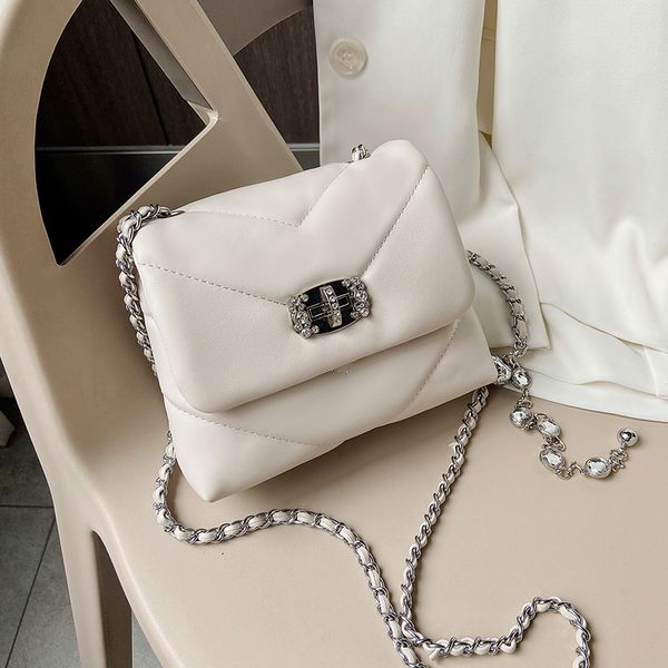elegant female small crossbody bag 2020 new quality soft pu leather women's handbag diamond lock chain shoulder messenger bag
elegant female small crossbody bag 2020 new quality soft pu leather women's handbag diamond lock chain shoulder messenger bag