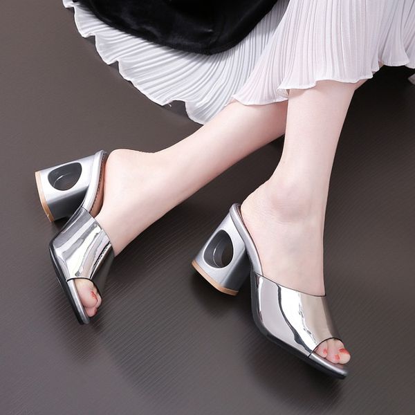 slippers summer korean fashion women's simple trend hollow out the word cool thick with high heel square head open toe, Black
slippers summer korean fashion women's simple trend hollow out the word cool thick with high heel square head open toe, Black