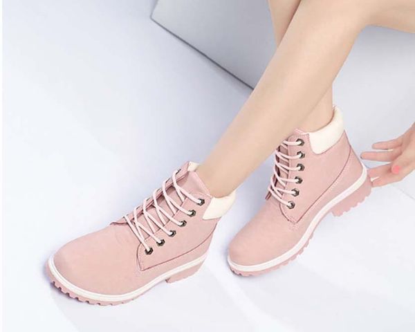 fashion leather star women shoes woman leather short autumn winter ankle fashion women boots martin roman cowboy b06 p9, Black
fashion leather star women shoes woman leather short autumn winter ankle fashion women boots martin roman cowboy b06 p9, Black