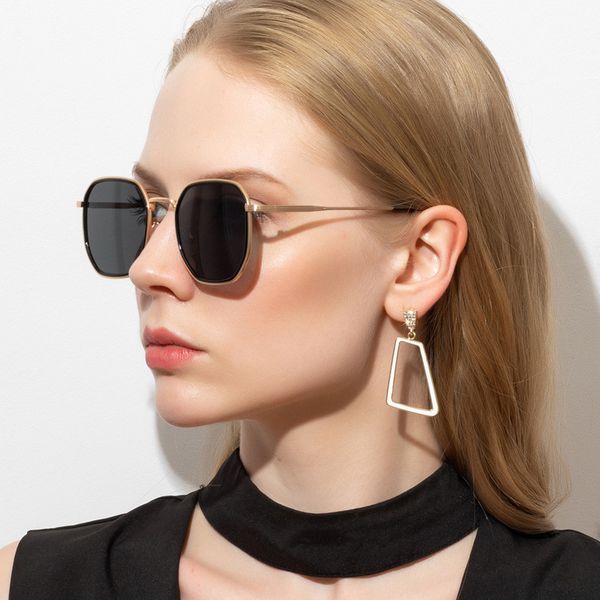 classic metal frame women anti blue light block square glasses female clear lens sunglasses men shades male, White;black
classic metal frame women anti blue light block square glasses female clear lens sunglasses men shades male, White;black