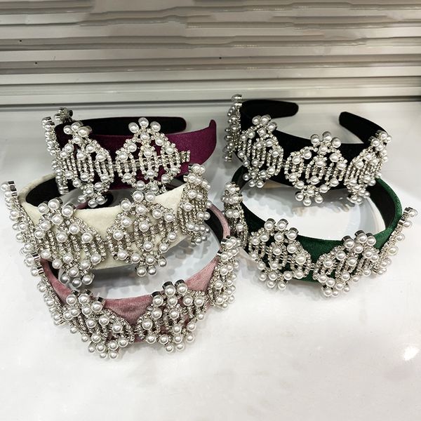 new fashion high-end hair accessories women's rhinestones hair band super flash alloy diamonds broadside girls' pearl hairbands, Golden;silver
new fashion high-end hair accessories women's rhinestones hair band super flash alloy diamonds broadside girls' pearl hairbands, Golden;silver