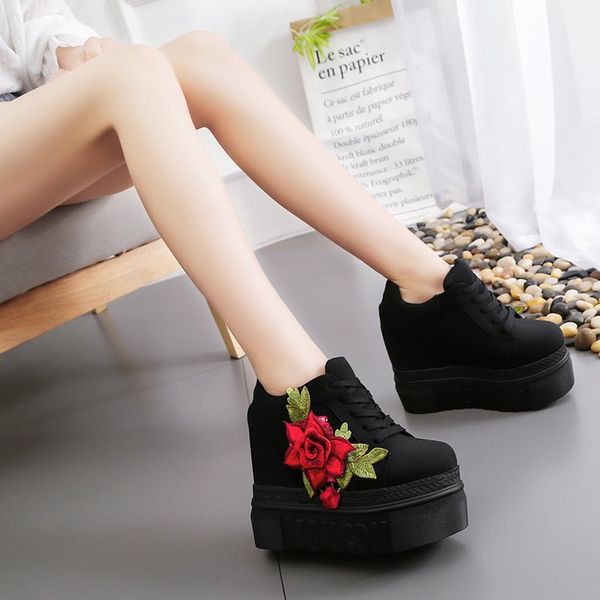 2020 shoes women cotton casual flower pattern thick bottoms increased lace-up sneakers spring black white platform shoes ladies
2020 shoes women cotton casual flower pattern thick bottoms increased lace-up sneakers spring black white platform shoes ladies