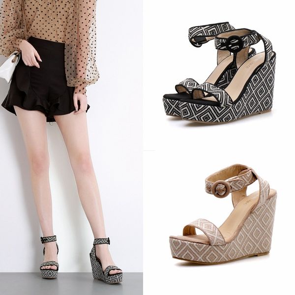 2020 summer new fashion wedge women's shoes fashion wild word with women's tide high heel sandals, Black
2020 summer new fashion wedge women's shoes fashion wild word with women's tide high heel sandals, Black