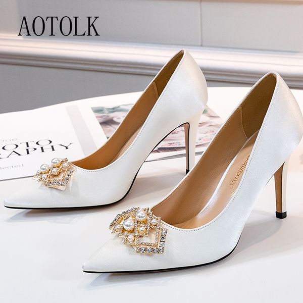 women wedding shoes high heels silk brand metal decoration women shoes female bridesmaid fashionlarge size new 2020, Black
women wedding shoes high heels silk brand metal decoration women shoes female bridesmaid fashionlarge size new 2020, Black