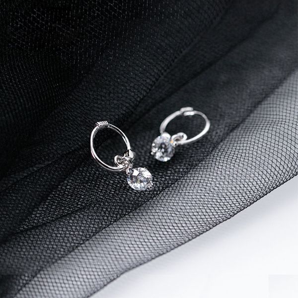 cute romantic cubic zirconia earrings 925 sterling silver tiny hoop earrings for women wedding party korean jewelry wholesale, Golden;silver
cute romantic cubic zirconia earrings 925 sterling silver tiny hoop earrings for women wedding party korean jewelry wholesale, Golden;silver