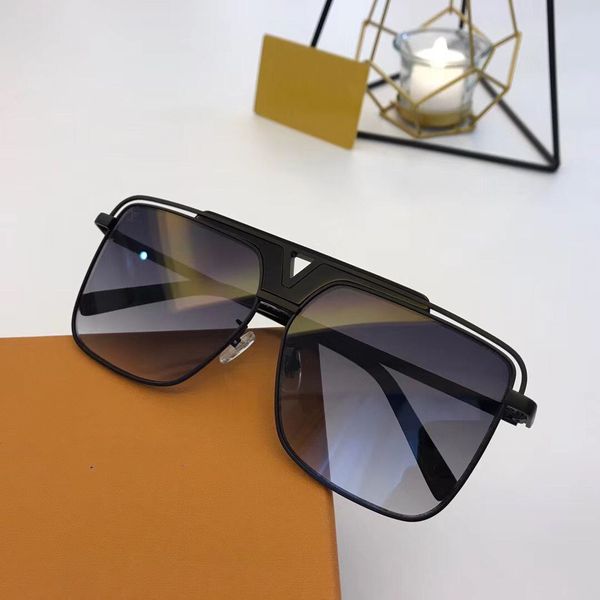 2020 new for men popular designer sunglasses women retro vintage shiny gold summer style laser gold plated uv400 eyewear come with case 1032
2020 new for men popular designer sunglasses women retro vintage shiny gold summer style laser gold plated uv400 eyewear come with case 1032