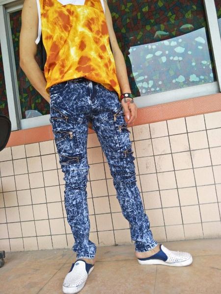 2020 new arrival cosmama brand mens printed designer korean fashion slim skinny biker casual zippers jeans, Blue
2020 new arrival cosmama brand mens printed designer korean fashion slim skinny biker casual zippers jeans, Blue