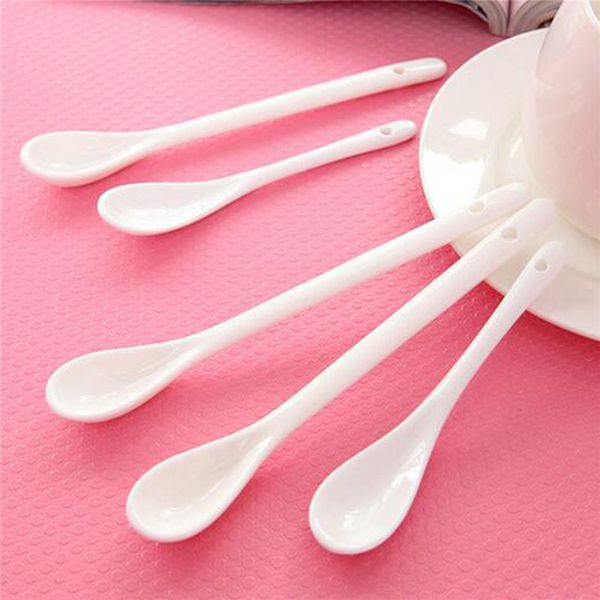 delicate white porcelain spoons long teaspoons for coffee tea small coffee spoons ceramic stir teaspoon pure white bone china tableware dhl
delicate white porcelain spoons long teaspoons for coffee tea small coffee spoons ceramic stir teaspoon pure white bone china tableware dhl
