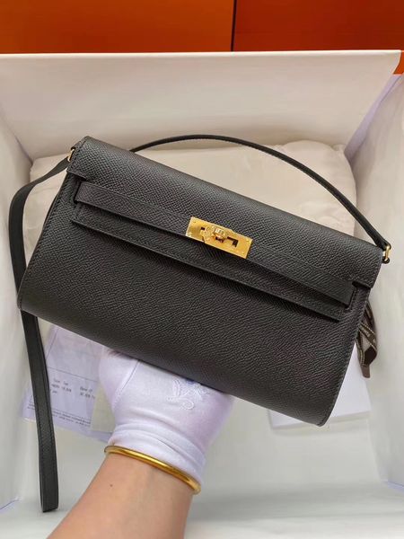 facotry wholesale black design keiley woc,epsom leather,handmade, wax thread,siver and gold hardware,fast delivery
facotry wholesale black design keiley woc,epsom leather,handmade, wax thread,siver and gold hardware,fast delivery