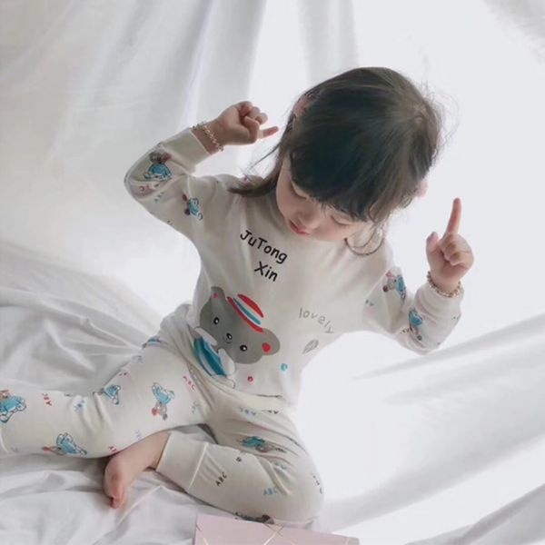 2020 new autumn baby kids girls boys cartoon print outfits set long sleeve blouse +pants sleepwear pajamas, Blue;red
2020 new autumn baby kids girls boys cartoon print outfits set long sleeve blouse +pants sleepwear pajamas, Blue;red