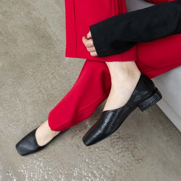 brand genuine leather square toe low heels women pumps slip on shallow elegant runway concise dress spring shoes l0x, Black
brand genuine leather square toe low heels women pumps slip on shallow elegant runway concise dress spring shoes l0x, Black