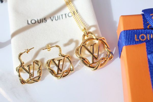 lou is vui tton designer earrings cc tassel designer earings fashion stud earrings pearl designer hoop earrings gold acrylic p4, Golden;silver
lou is vui tton designer earrings cc tassel designer earings fashion stud earrings pearl designer hoop earrings gold acrylic p4, Golden;silver
