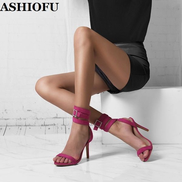 ashiofu new 2020 b152 ladies high heels sandals buckle ankle strap party summer shoes real-pics evening club fashion sandal, Black
ashiofu new 2020 b152 ladies high heels sandals buckle ankle strap party summer shoes real-pics evening club fashion sandal, Black
