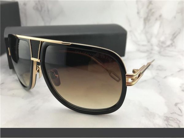 2020Classic Black Gold Pilot Sunglasses Brown Gradient Men Luxury Sunglasses gafas de sol Designer Sunglasses vintage glasses
2020Classic Black Gold Pilot Sunglasses Brown Gradient Men Luxury Sunglasses gafas de sol Designer Sunglasses vintage glasses