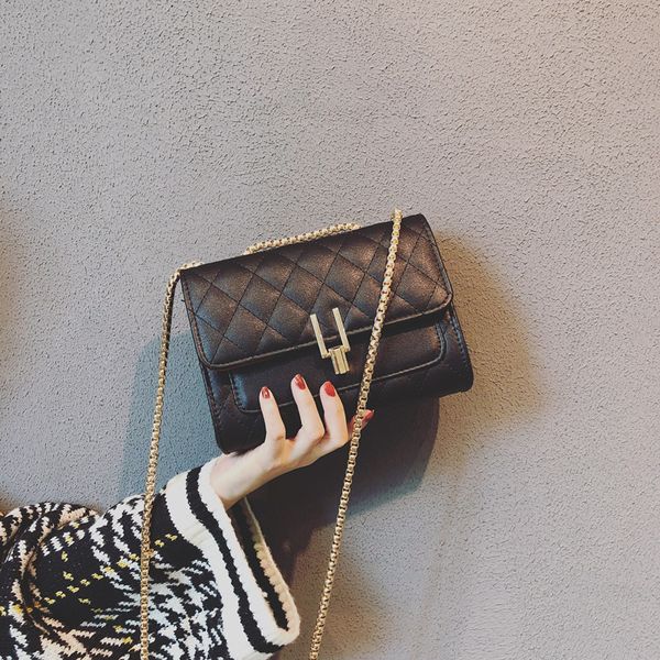 2020 new tide lingge pu cross bag european and american fashion chain handbags summer trend ladies handbag shoulder bag
2020 new tide lingge pu cross bag european and american fashion chain handbags summer trend ladies handbag shoulder bag